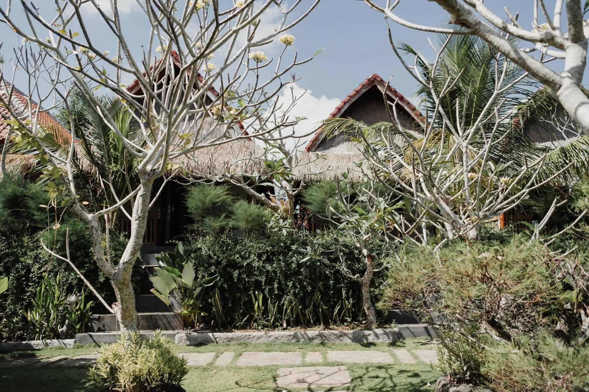 Temeling Jungle Inn Batumadeg ภายนอก รูปภาพ