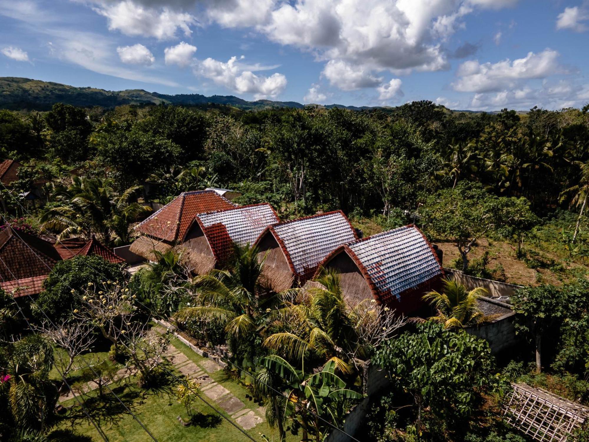 Temeling Jungle Inn Batumadeg ภายนอก รูปภาพ