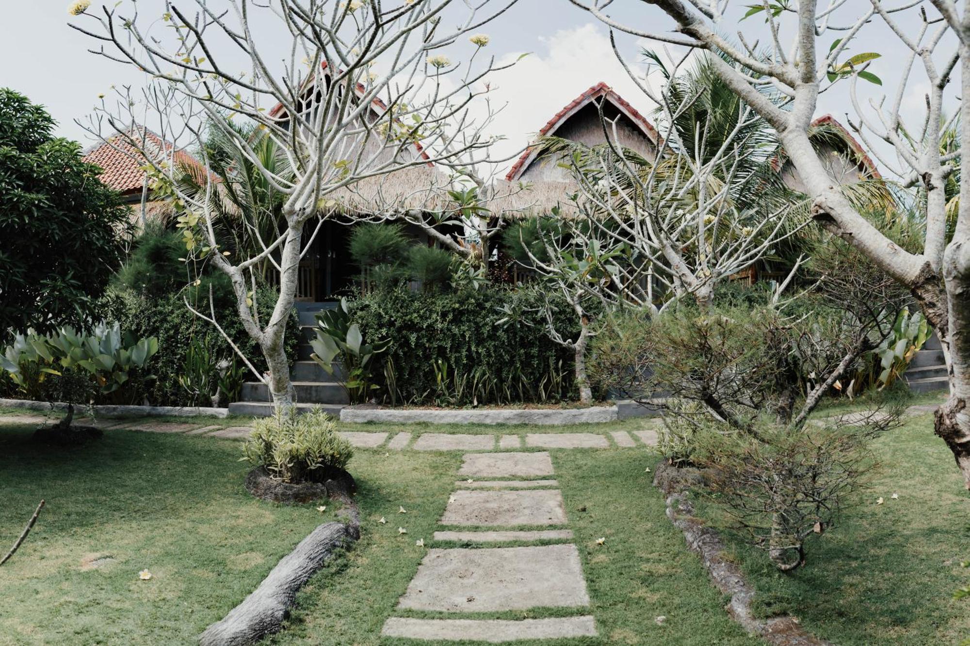 Temeling Jungle Inn Batumadeg ภายนอก รูปภาพ